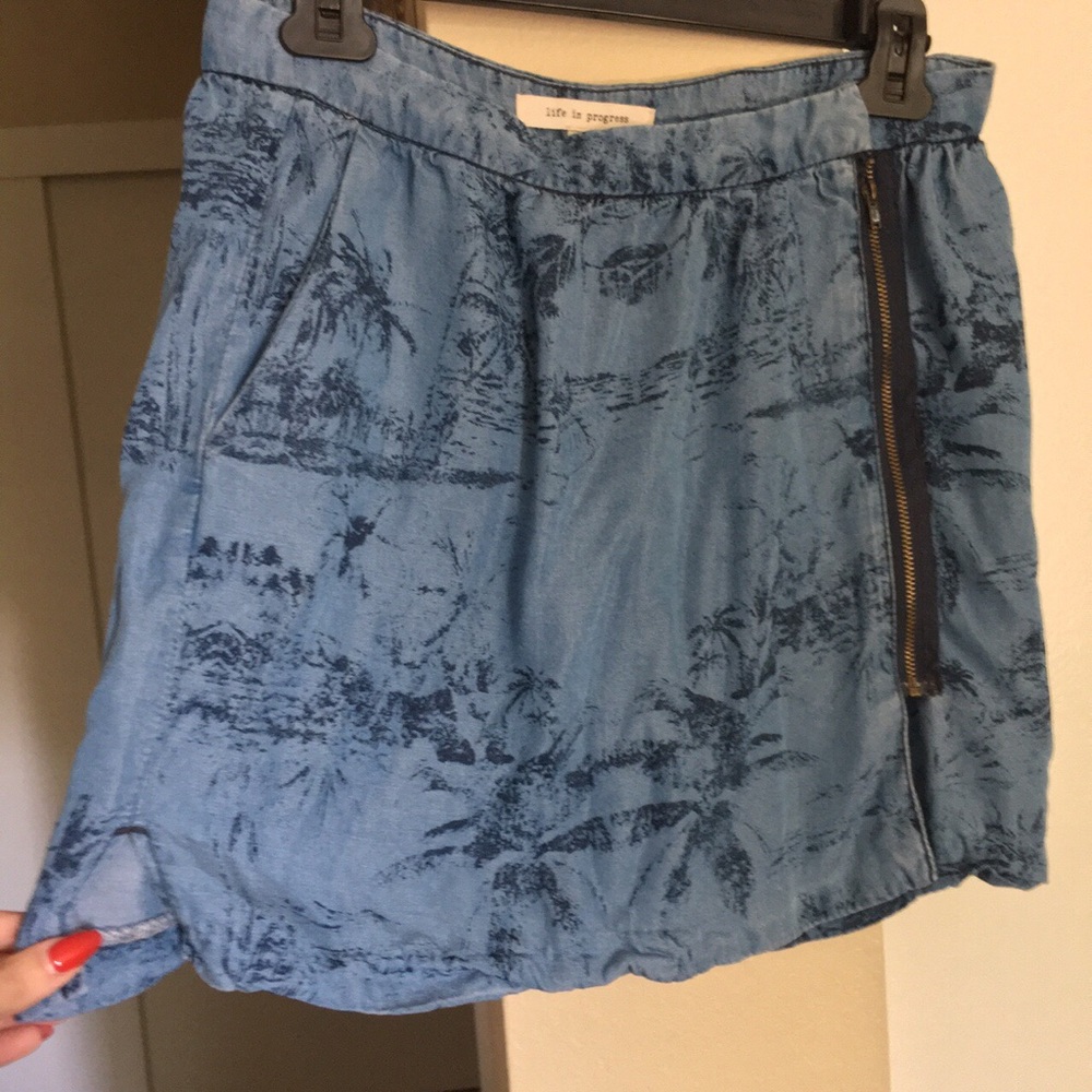 NWOT! H&M Skirt w/ Pockets